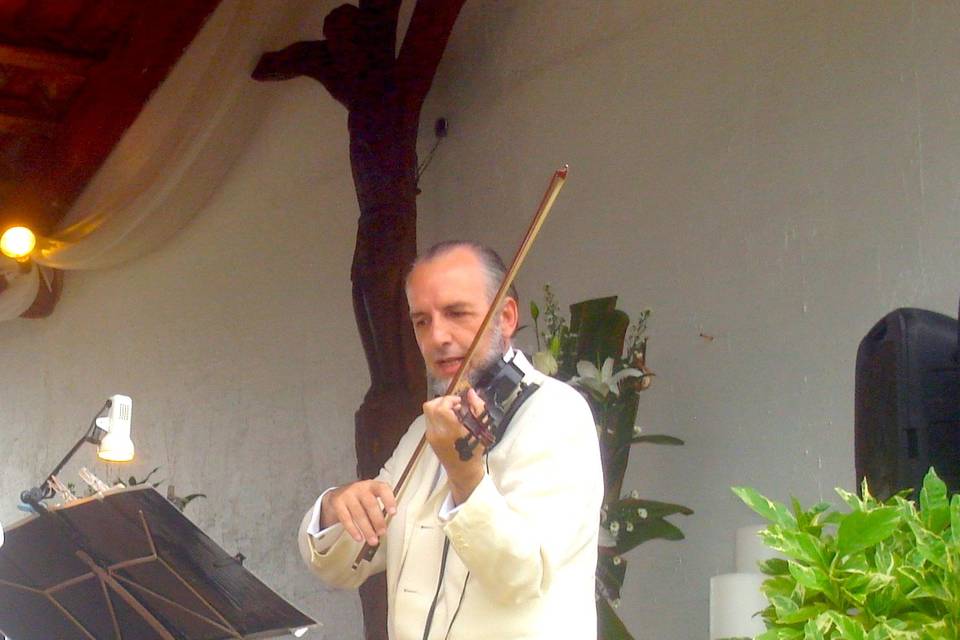 Misa de su boda con violín