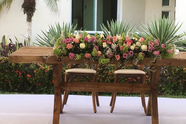 Mesa principal de novios