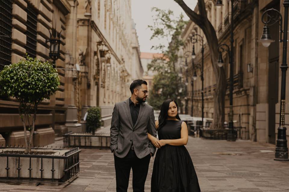Lau & Est