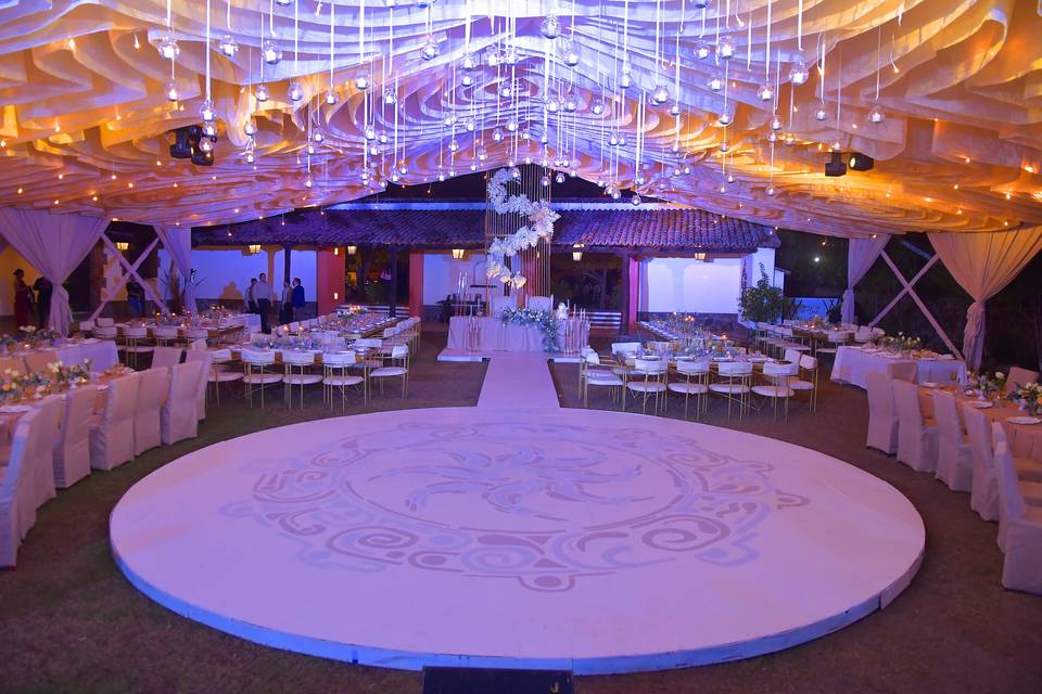 Pista de baile blanca