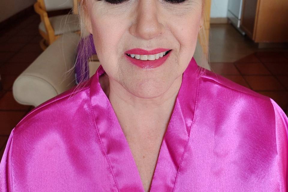 Maquillaje mamá de la novia