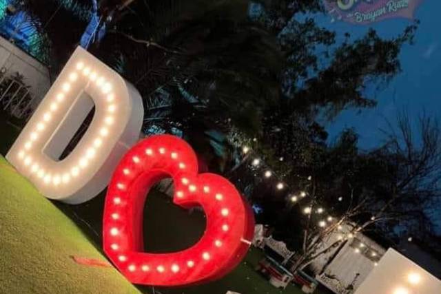 Letras iluminadas