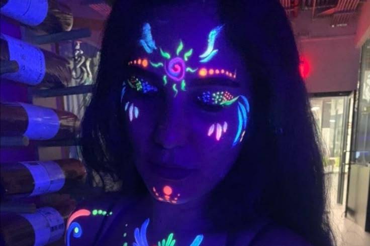 Neon party