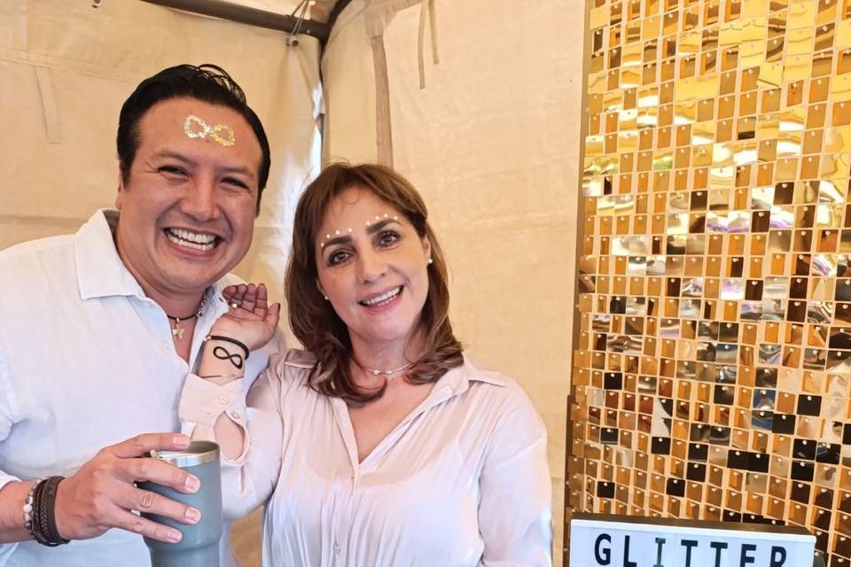 Glitter Bar