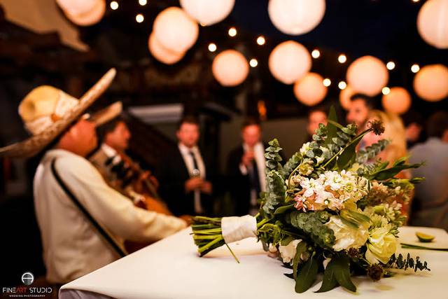 Ramos, corsages, botones