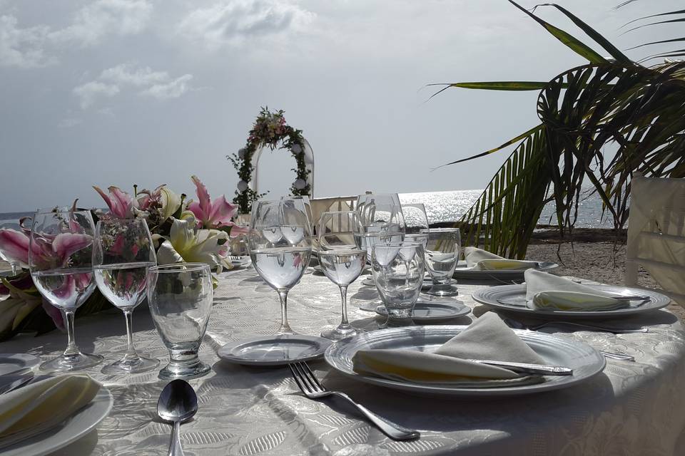 Weddings Riviera by Natural Trips