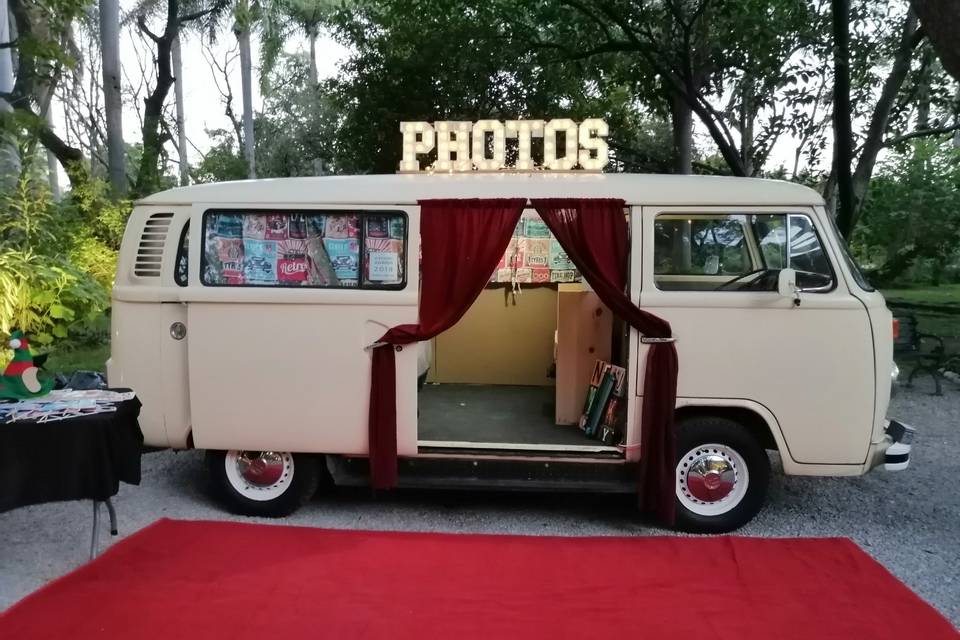 El Hipster Photobooth