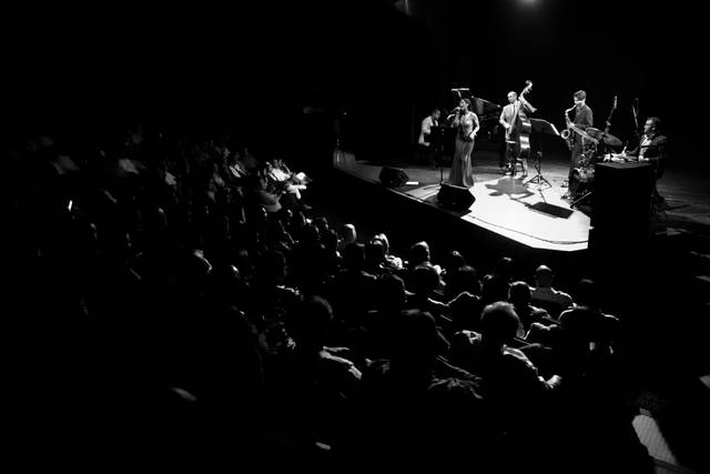 En concierto