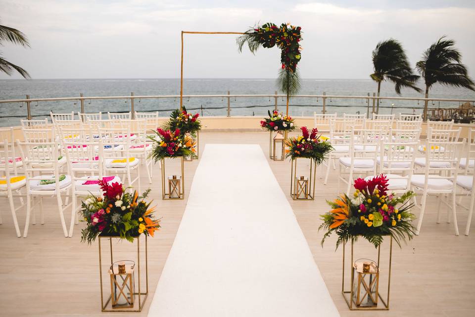 Sky terrace