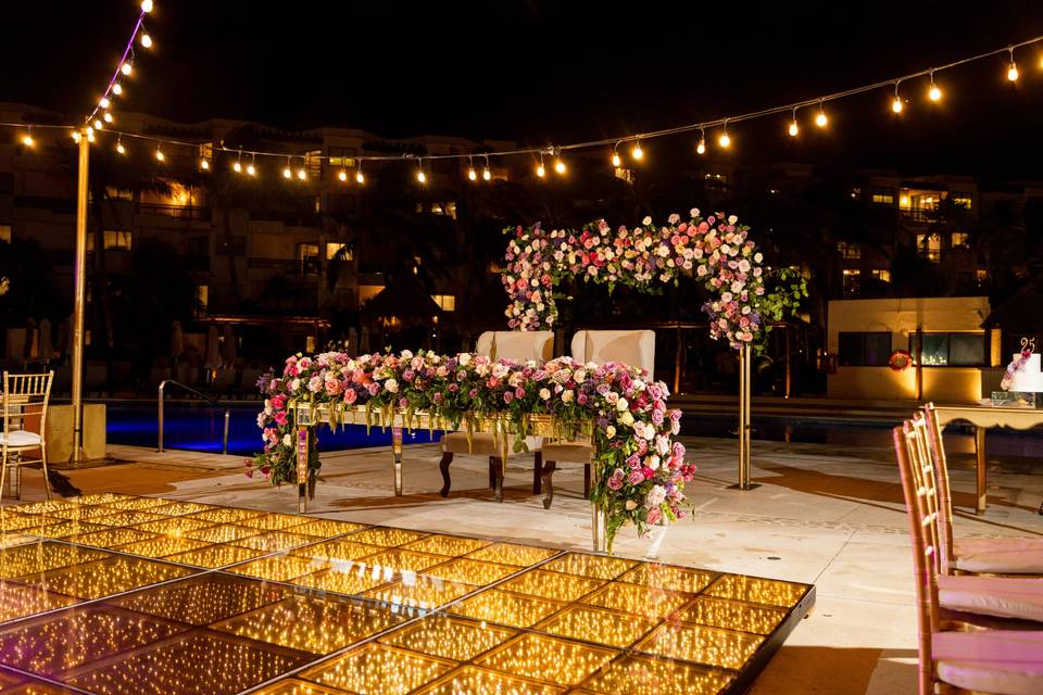 Sweet heart Table