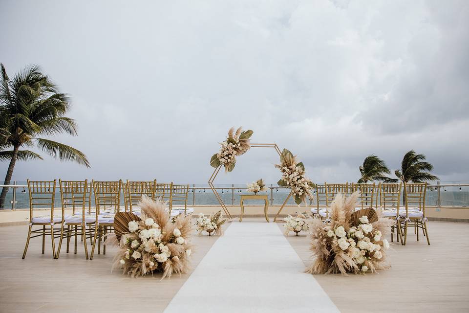 Sky terrace