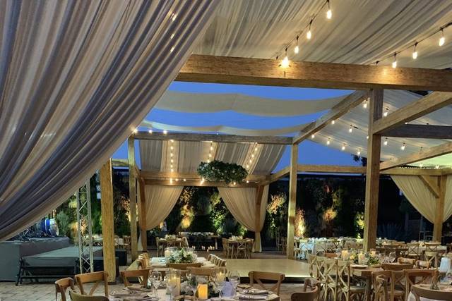 Karla Zazueta Wedding & Event Planner