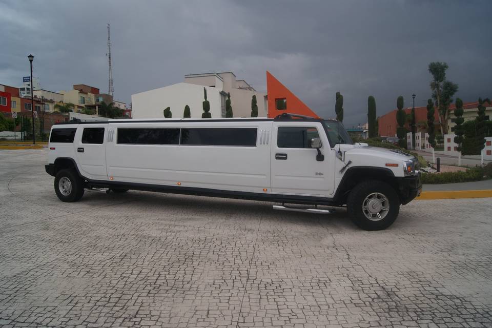 Hummer H2