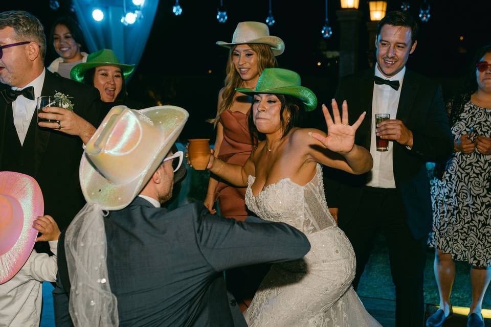 The Correas DJ's