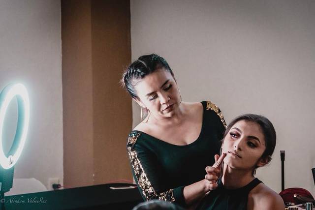 Nadia Cámara Makeup Artist