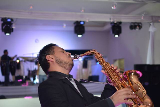 Edgar Mutt Saxofonista