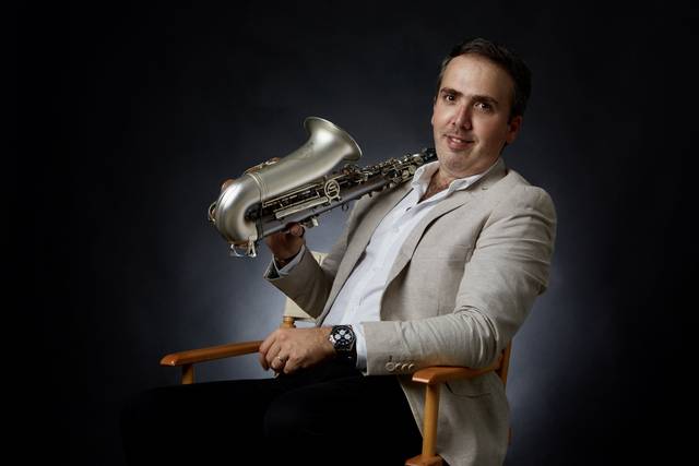 Sax Daryl Antón