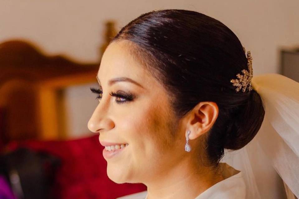 Mariela Lara Makeup Bride
