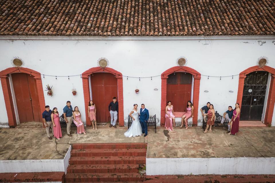 Aqui estamos todos