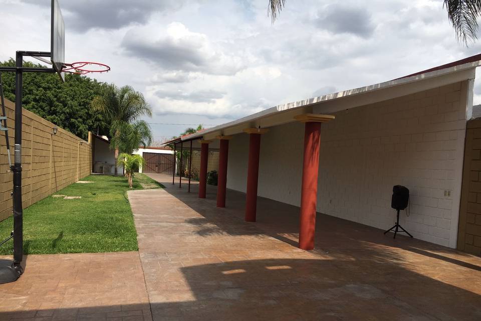 Toma del jardín