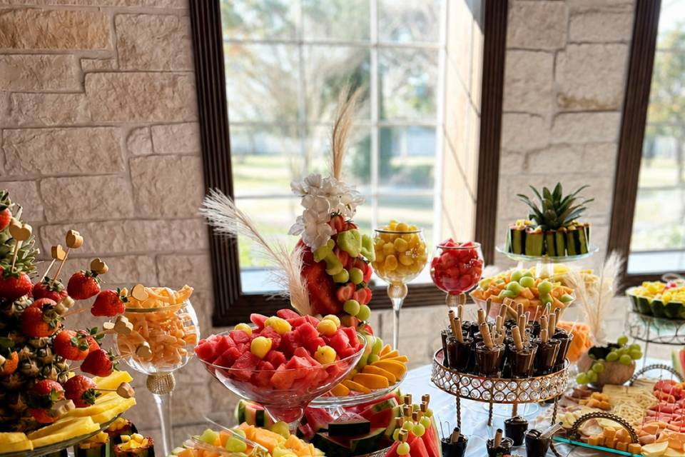 Fruta y sancks 100 invitados