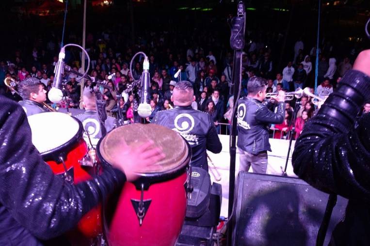 Alegres y orgullosos
