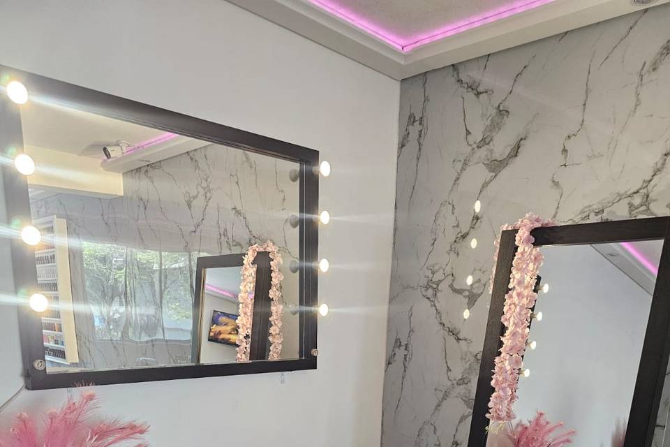 Susu Glam Studio
