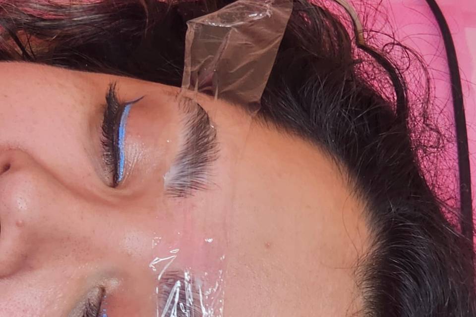 Laminado de cejas