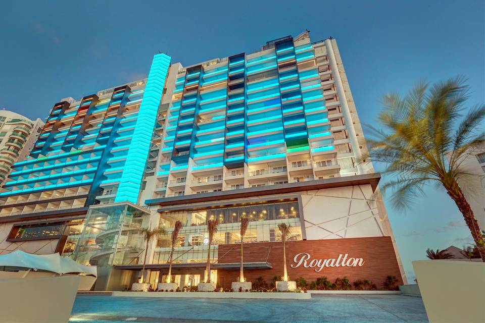 Royalton Suites Cancun