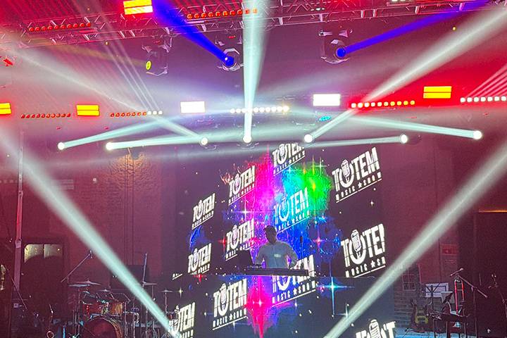 Totem Dj Show