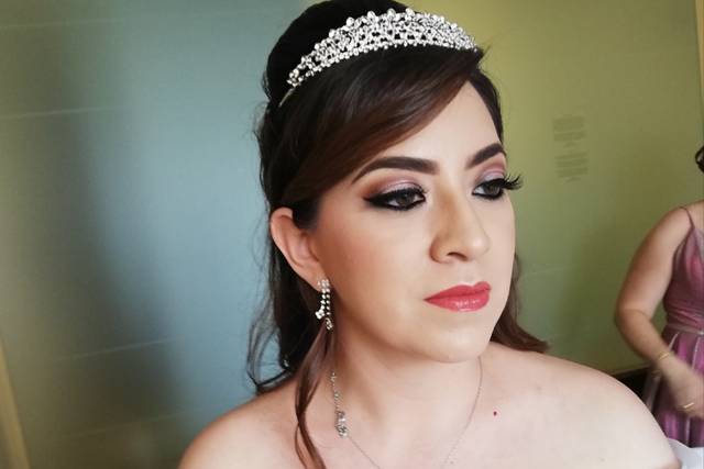 Novia elegante
