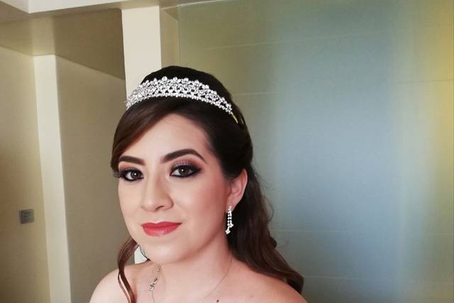 Novia elegante
