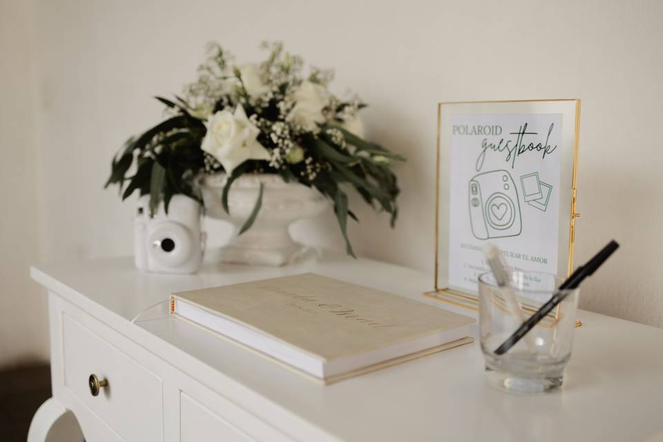 Wendy Figueroa - Wedding Pl