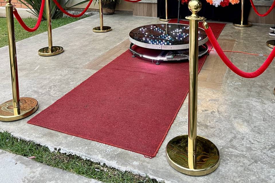Alfombra roja con plataforma 360