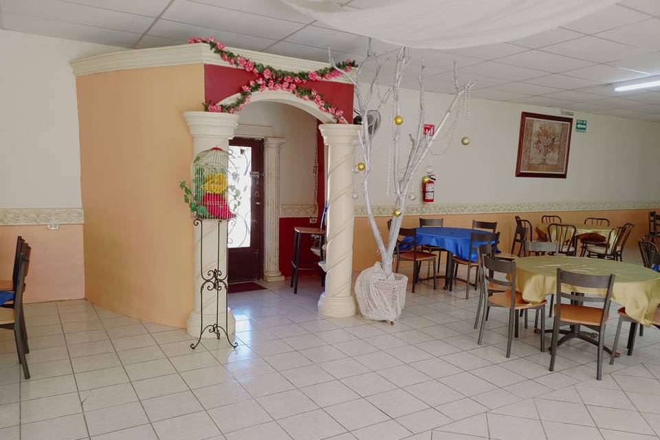 Salón Jardín Colonial