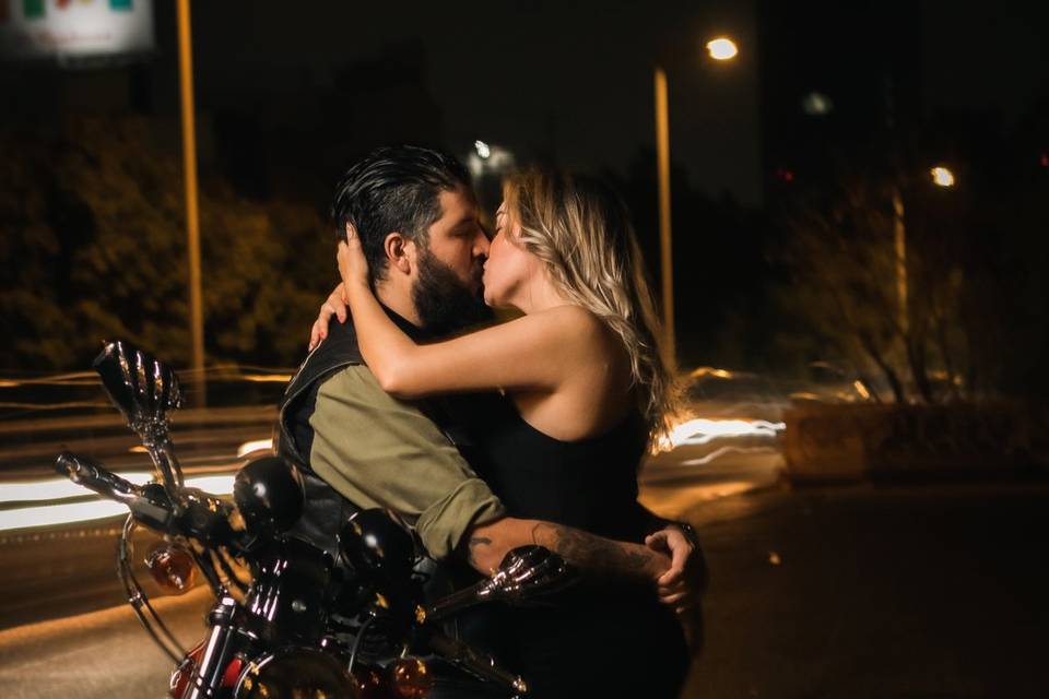 Erika & Aaron (Save the date)