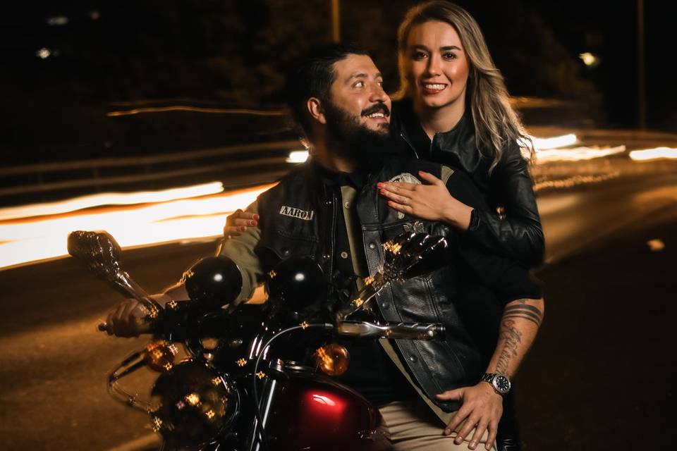 Erika & Aaron (Save the date)