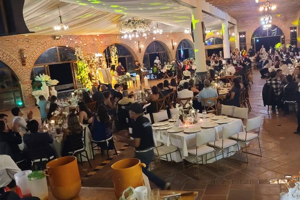 Montaje al interior