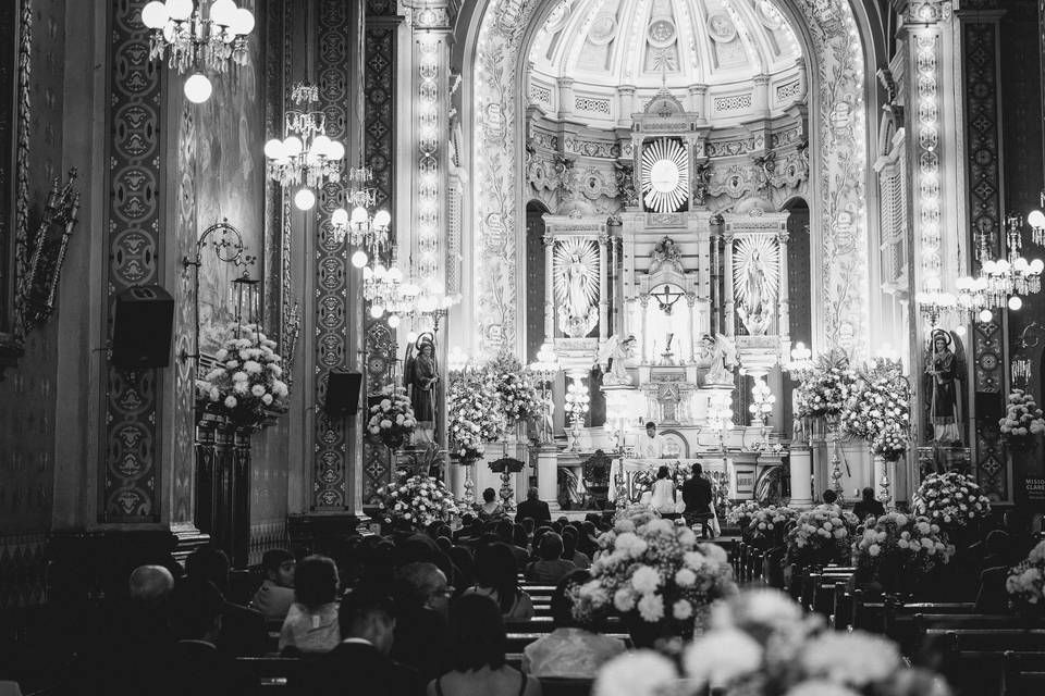 Gaby & Jesús, Donato Guerra