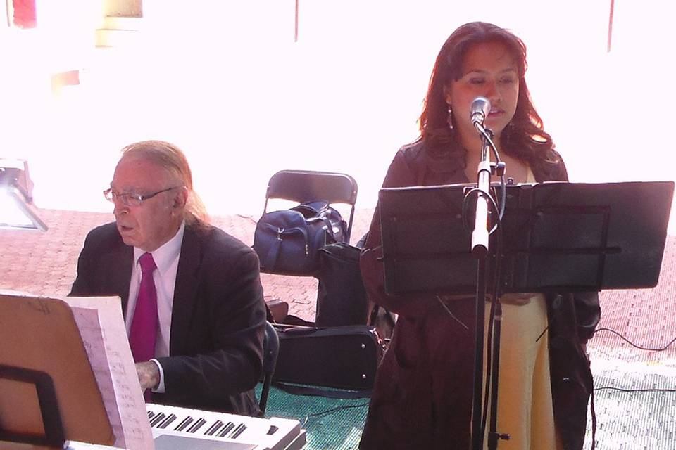 Pianista y soprano