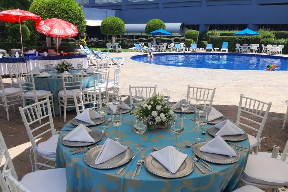 Boda civil en jardín