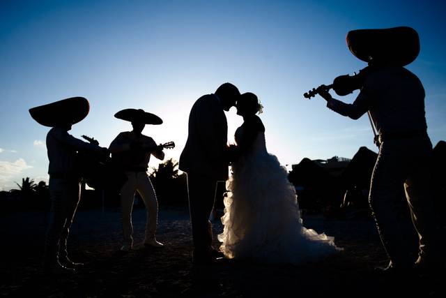 Amorcito Corazón Studio