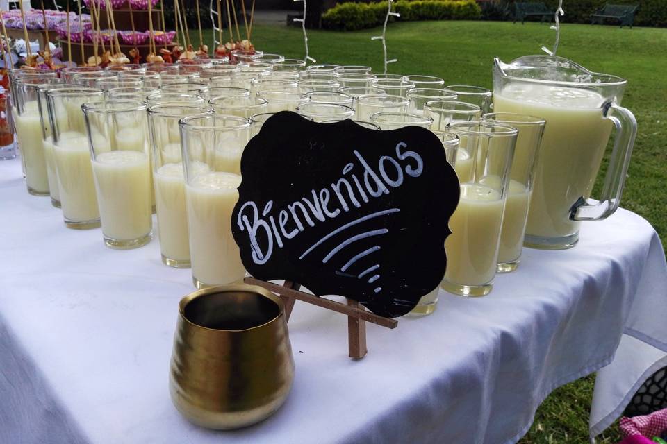 Coctelería de bienvenida