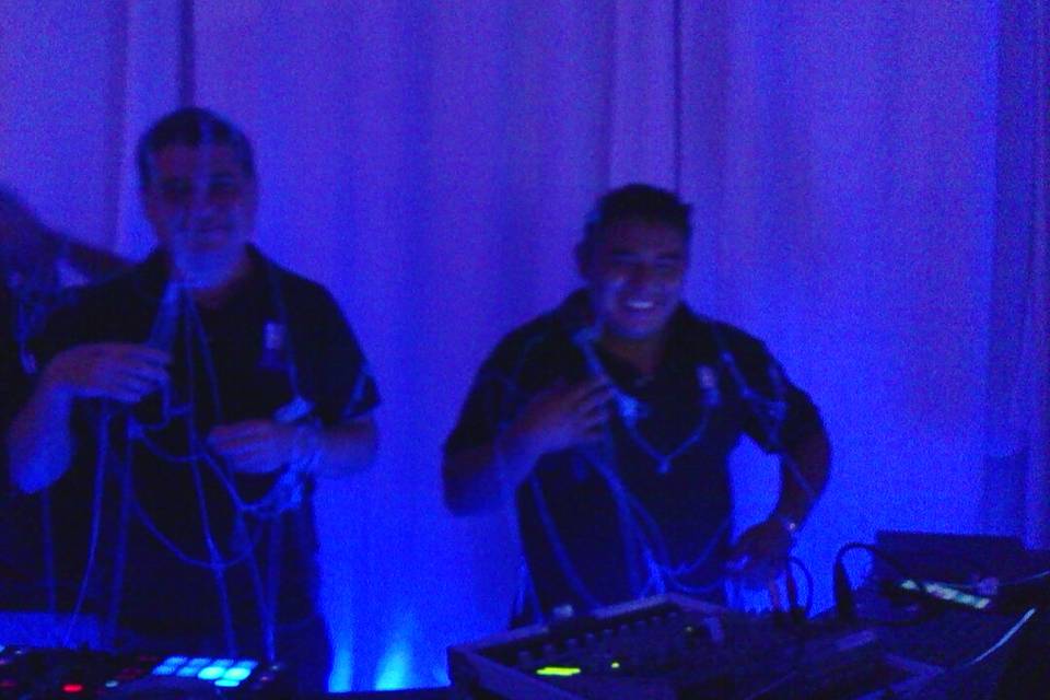 Dj e ing de luces atacados