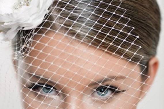 Luce hermosa con Sweet Fascinators