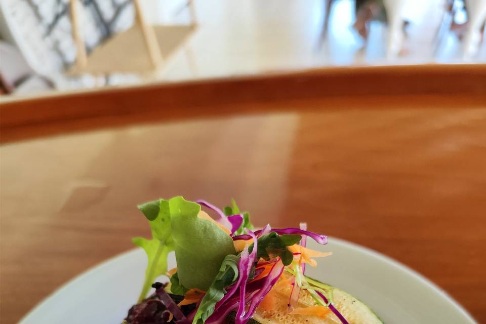 Medallón de con frutos rojos