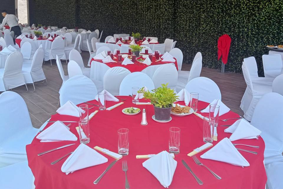 LA TERRAZA DEL RESTAURANTE