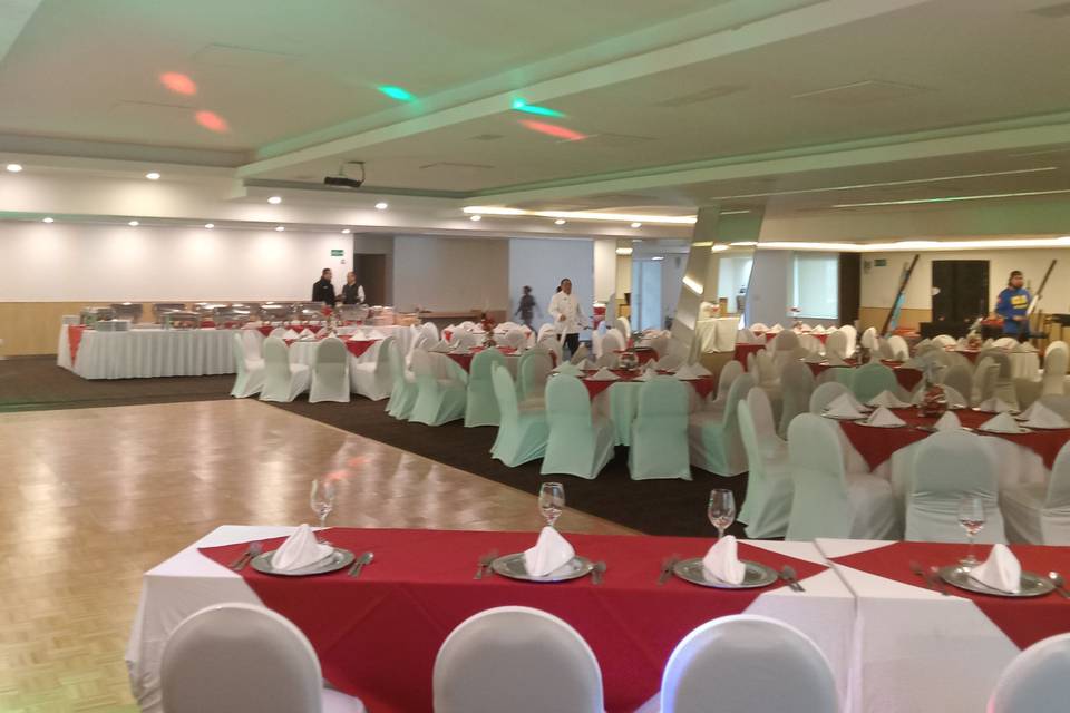 GRAN SALON LA FIESTA