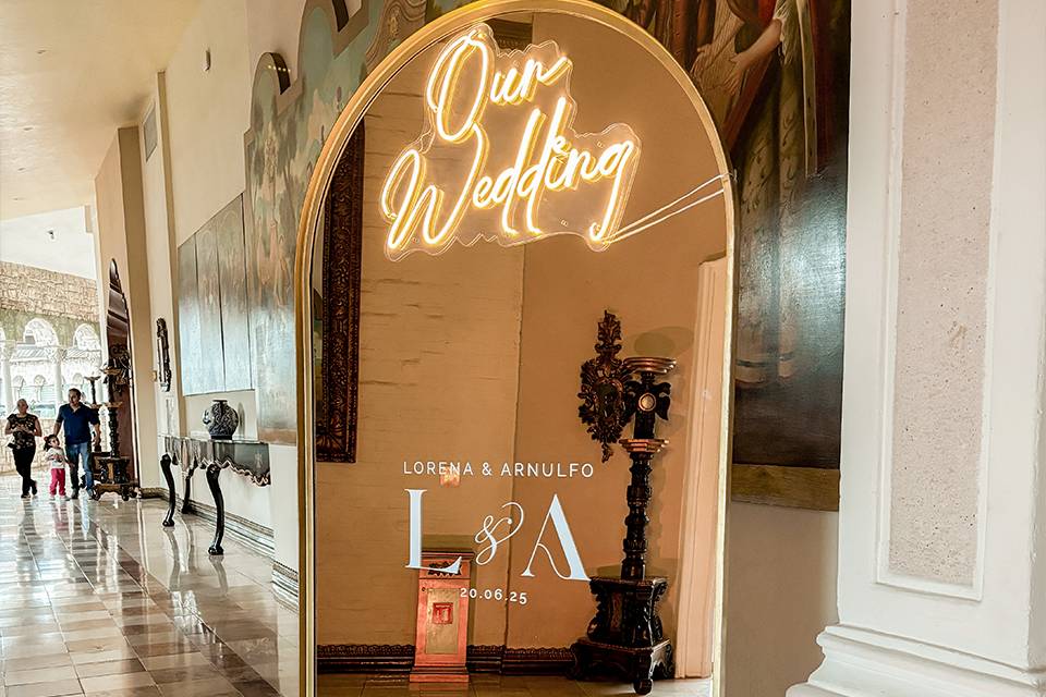 L&A - Selfie Mirror Gold