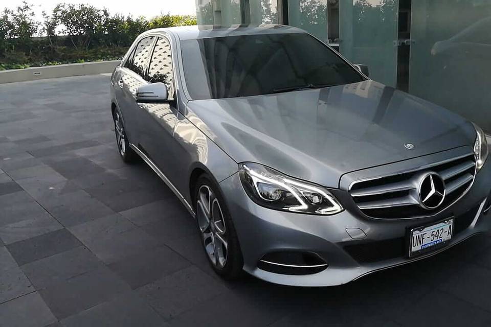 Mercedes Benz